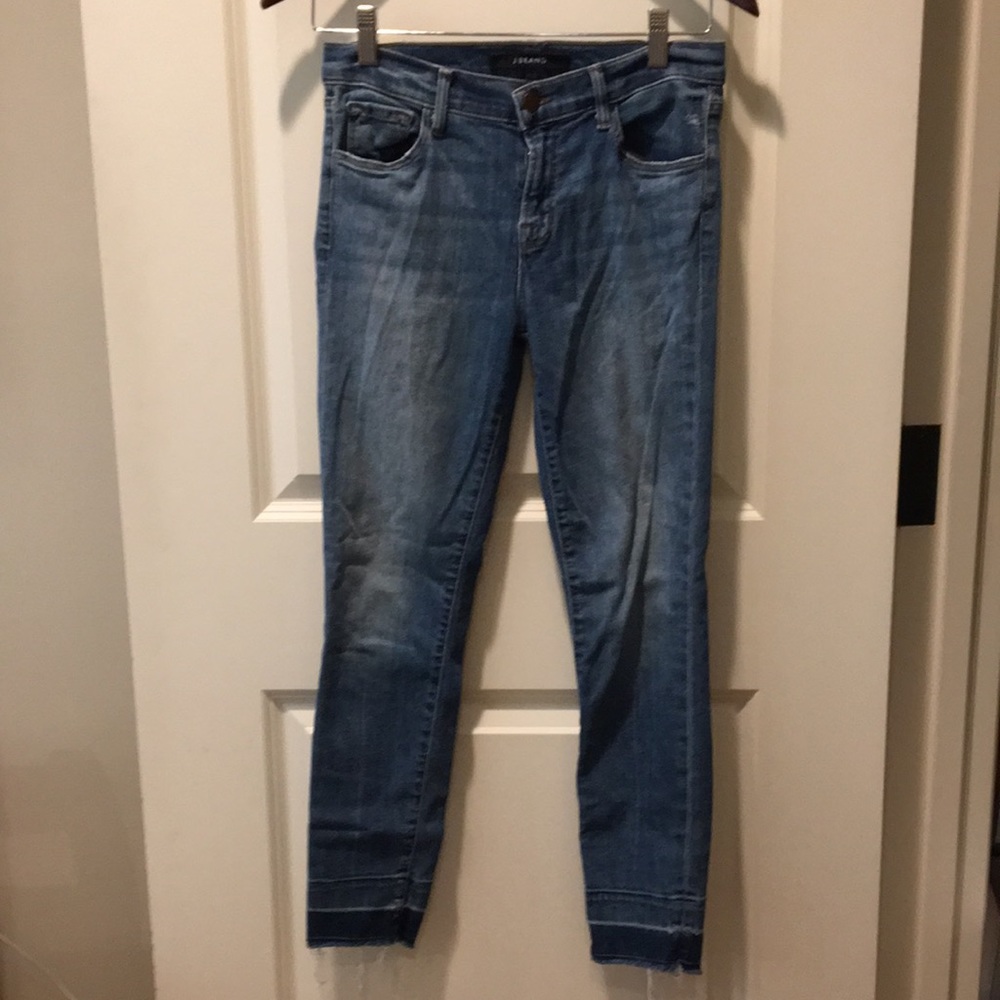 J Brand distressed mid rise Capri denim  jeans undone hem women’s size 26